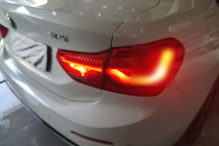 Used BMW 1 Series 2018 118i Sport Edition Exterior 3