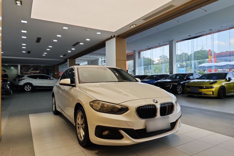 Used BMW 1 Series 2018 Revised 118i Fashion Edition Exterior 3