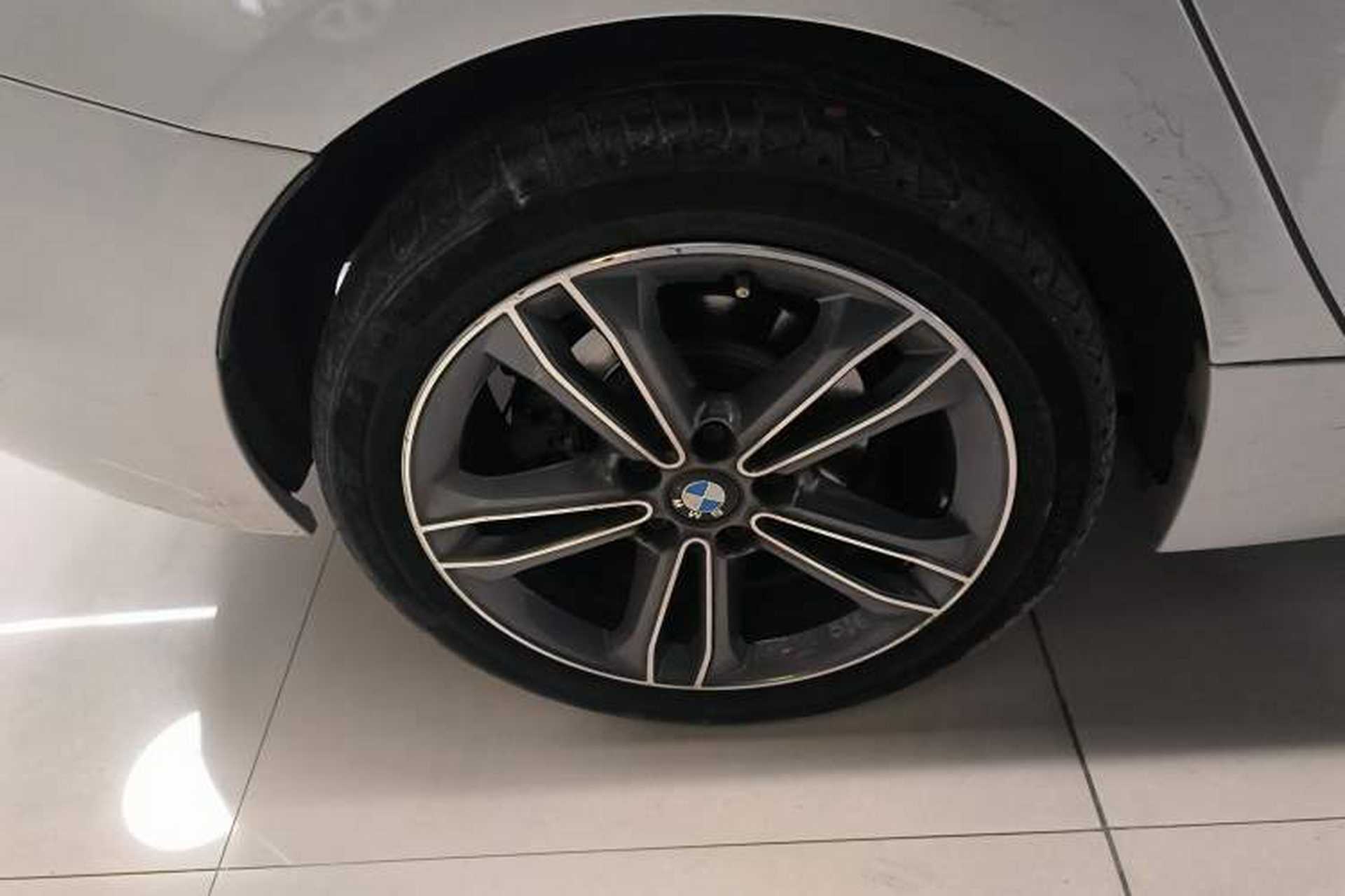 Used BMW 1 Series 2018 118i Sport Edition Exterior 3
