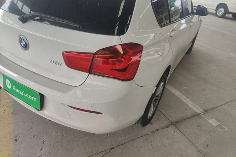 Used BMW 1 Series 2018 118i Leading Model Exterior 3