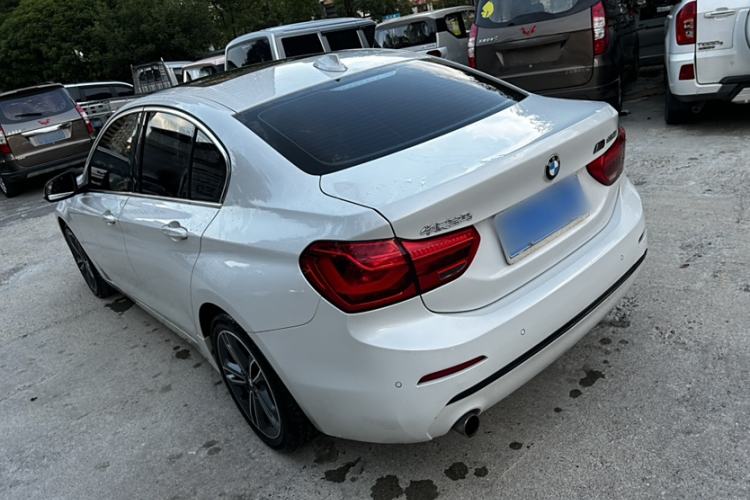 Used BMW 1 Series 2018 Facelifted 118i Sport Edition Exterior 3