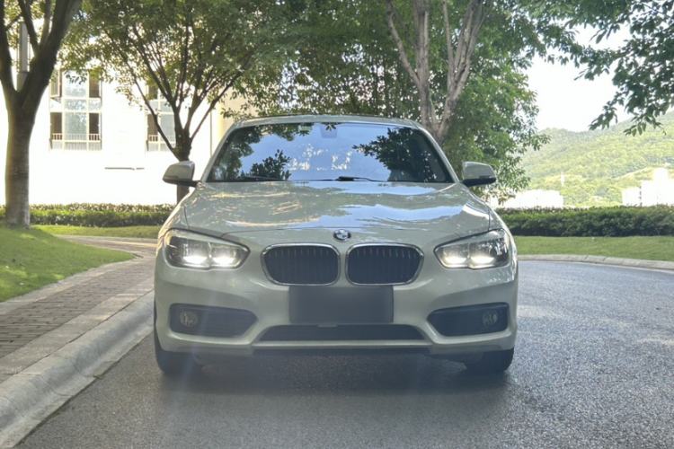 Used BMW 1 Series 2018 118i Leading Model Exterior 3