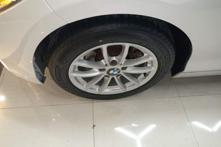 Used BMW 1 Series 2018 118i Leading Model Exterior 3