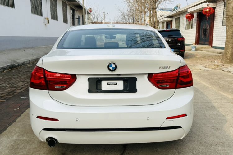 Used BMW 1 Series 2018 Facelifted 118i Sport Edition Exterior 4