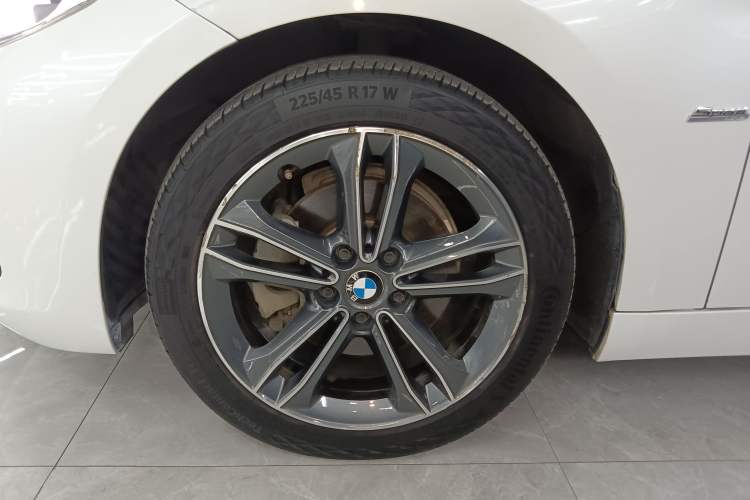 Used BMW 1 Series 2018 118i Sport Edition Exterior 4