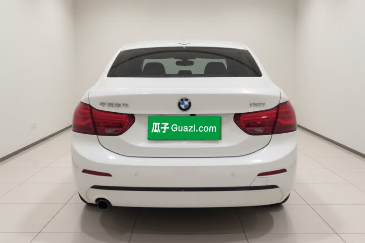 Used BMW 1 Series 2018 118i Sport Edition Exterior 4