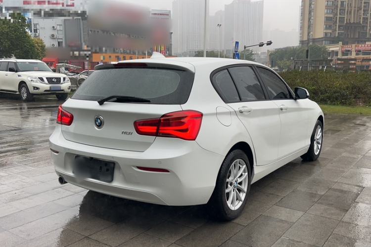 Used BMW 1 Series 2018 118i Leading Model Exterior 5