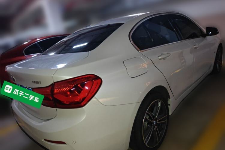Used BMW 1 Series 2018 118i Sport Edition Exterior 5