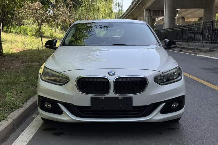 Used BMW 1 Series 2018 Facelifted 118i Sport Edition Exterior 5