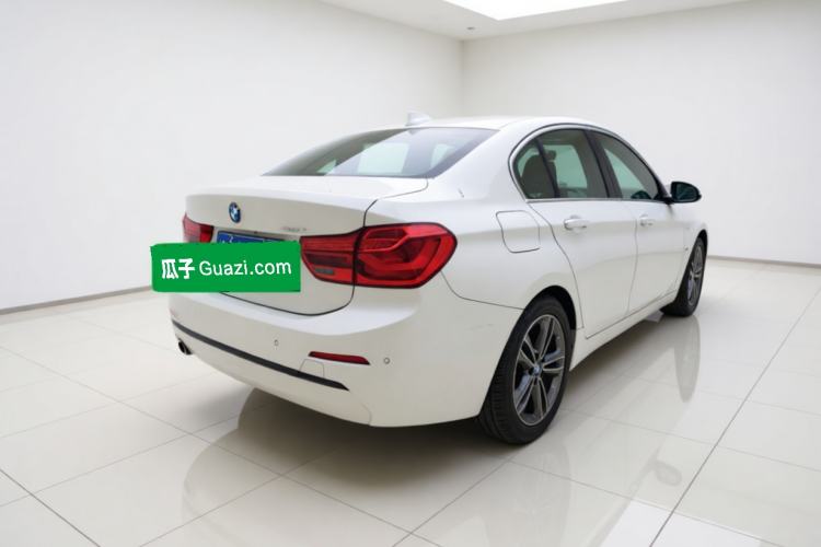 Used BMW 1 Series 2018 118i Sport Edition Exterior 5