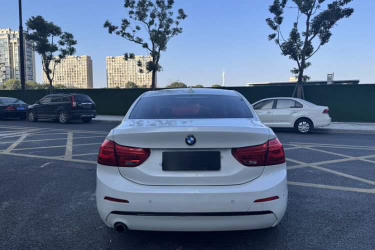 Used BMW 1 Series 2018 118i Sport Edition Exterior 5