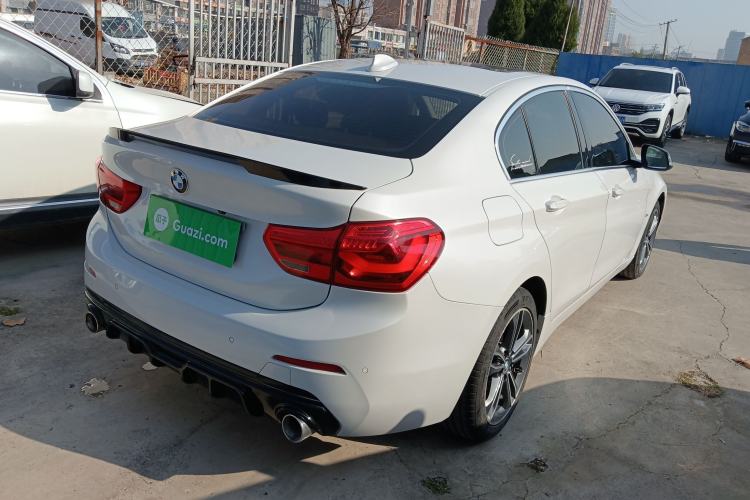Used BMW 1 Series 2018 118i Sport Edition Exterior 5