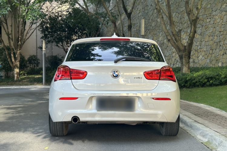 Used BMW 1 Series 2018 118i Leading Model Exterior 5