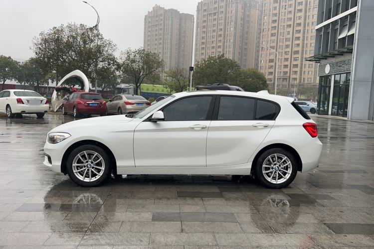 Used BMW 1 Series 2018 118i Leading Model Exterior 5