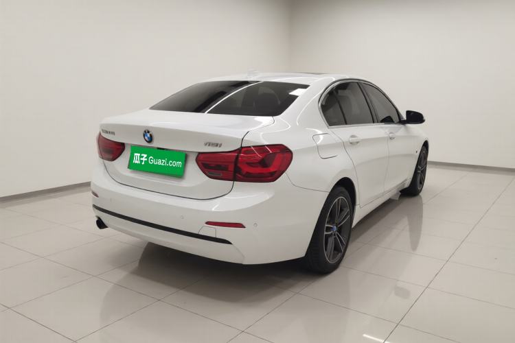 Used BMW 1 Series 2018 118i Sport Edition Exterior 5