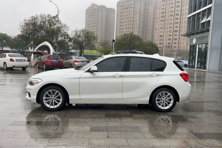 Used BMW 1 Series 2018 118i Leading Model Exterior 6