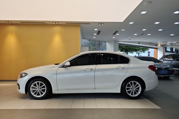 Used BMW 1 Series 2018 Revised 118i Fashion Edition Exterior 6