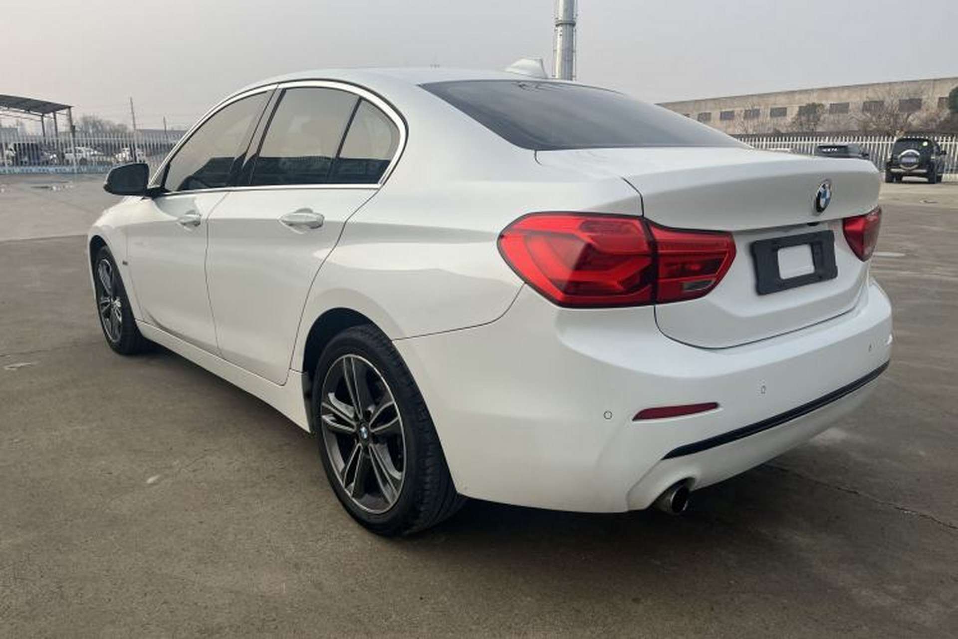 Used BMW 1 Series 2018 118i Sport Edition Exterior 6