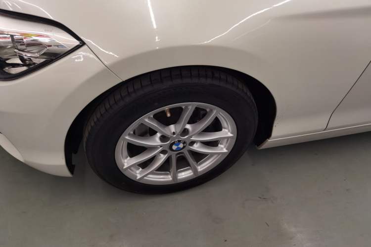 Used BMW 1 Series 2018 118i Leading Model Exterior 7