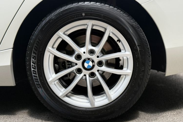 Used BMW 1 Series 2018 118i Leading Model Exterior 7