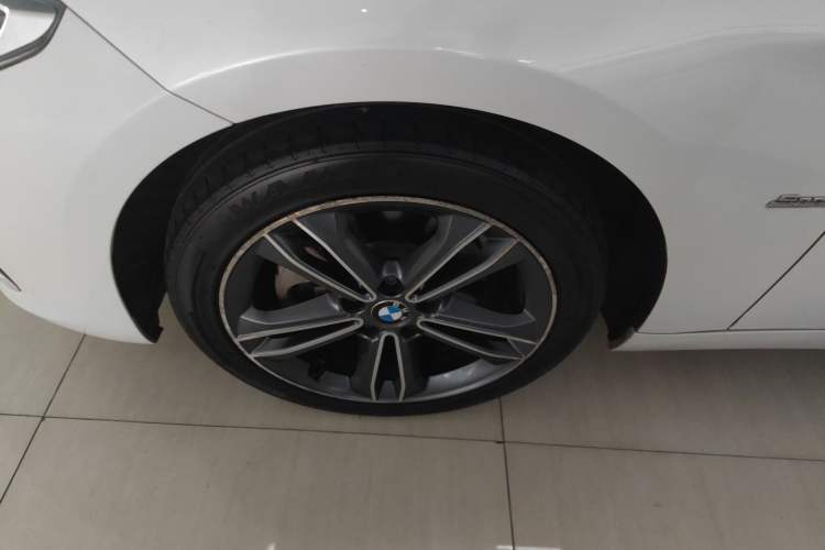 Used BMW 1 Series 2018 118i Sport Edition Exterior 7