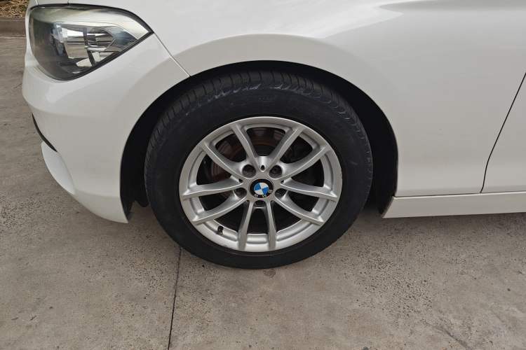 Used BMW 1 Series 2018 118i Leading Model Exterior 7