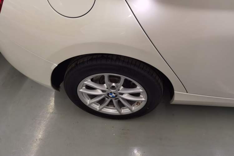 Used BMW 1 Series 2018 118i Leading Model Exterior 8