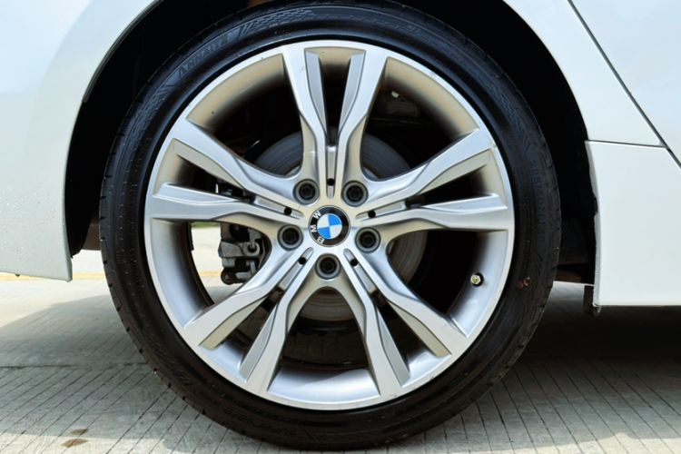 Used BMW 1 Series 2018 Restyled 120i Design Package Edition Exterior 8
