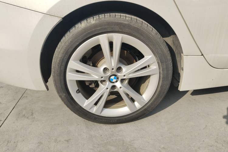 Used BMW 1 Series 2018 118i Design Package Edition Exterior 8