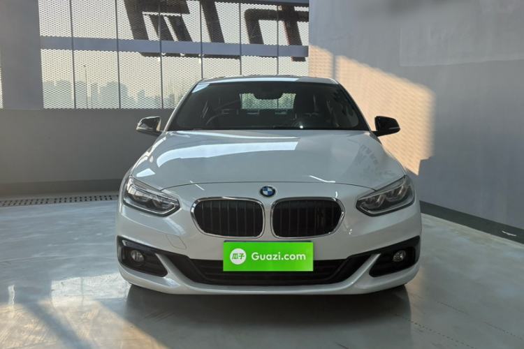 Used BMW 1 Series 2018 118i Sport Edition Exterior 9
