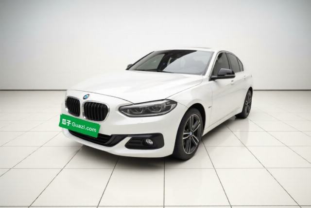 Ojetý BMW 1 Series 2018 118i Sport Edition