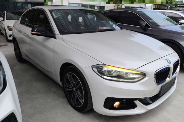 Used BMW 1 Series 2018 Facelifted 118i Sport Edition Front Right 45 Deg