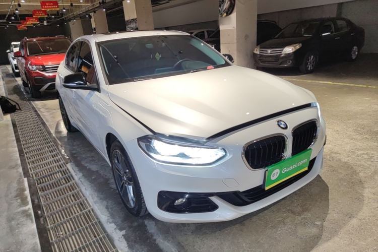 Used BMW 1 Series 2018 Facelifted 118i Sport Edition Front Right 45 Deg