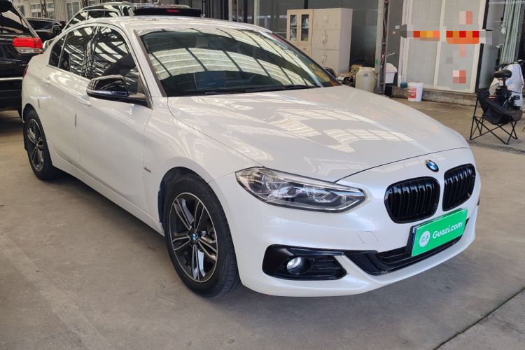 Used BMW 1 Series 2018 118i Sport Edition Front Right 45 Deg