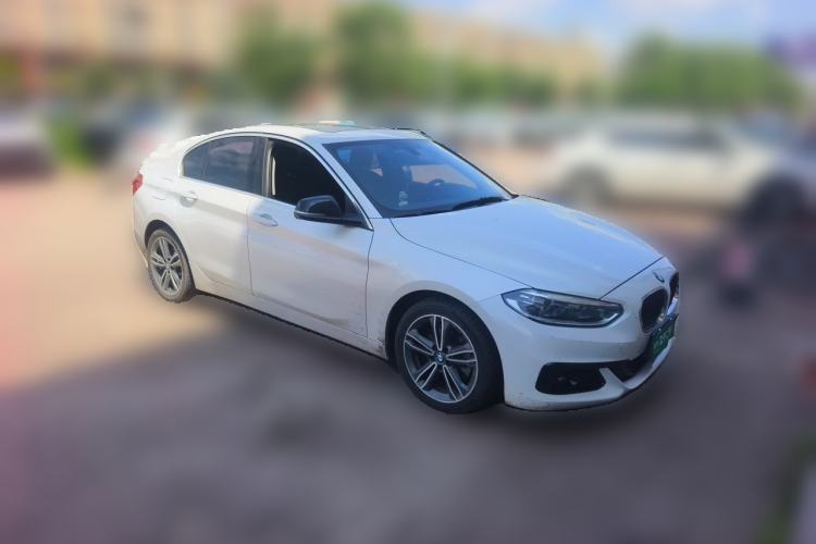 Used BMW 1 Series 2018 Facelifted 118i Sport Edition Front Right 45 Deg
