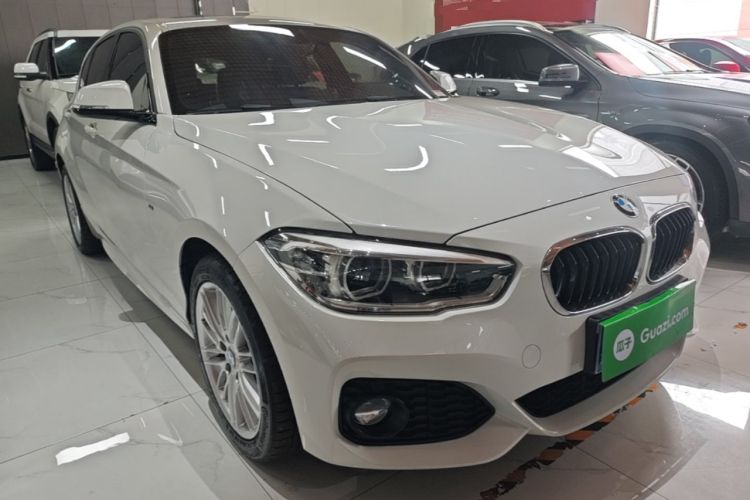Used BMW 1 Series 2018 120i M Sport Package Front Right 45 Deg
