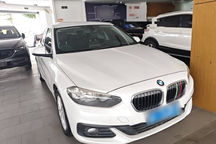 Used BMW 1 Series 2018 Revised 118i Fashion Edition Front Right 45 Deg