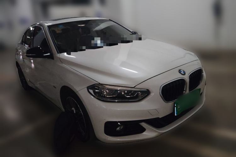 Used BMW 1 Series 2018 118i Sport Edition Front Right 45 Deg