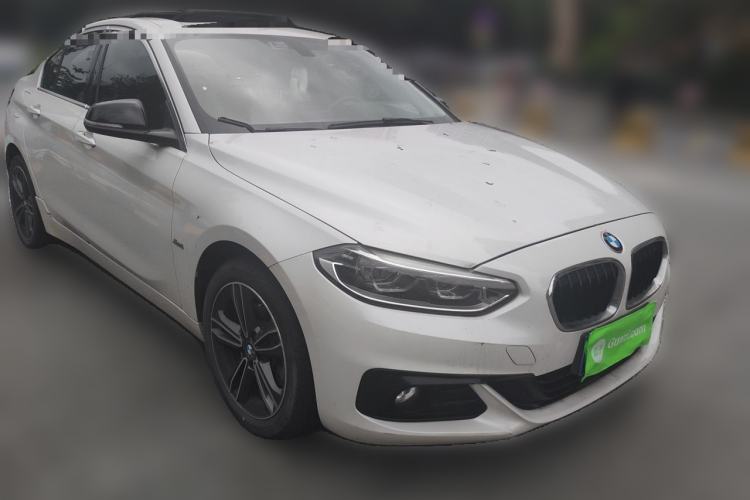 Used BMW 1 Series 2018 118i Sport Edition Front Right 45 Deg