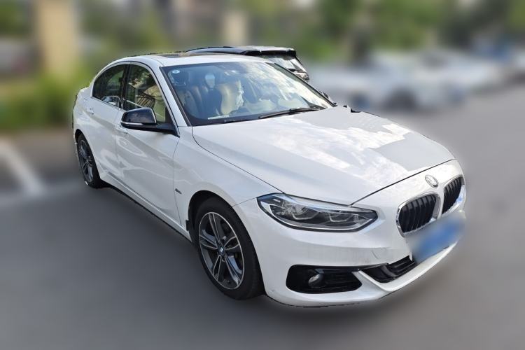 Used BMW 1 Series 2018 118i Sport Edition Front Right 45 Deg