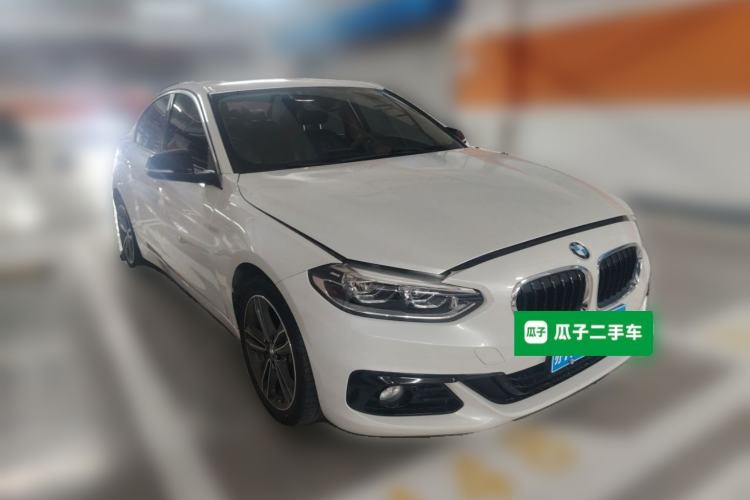 Used BMW 1 Series 2018 118i Sport Edition Front Right 45 Deg