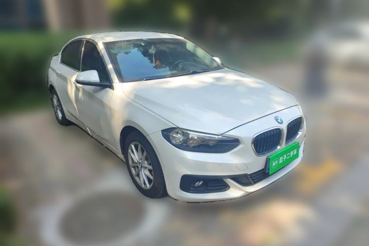 Used BMW 1 Series 2018 Revised 118i Fashion Edition Front Right 45 Deg