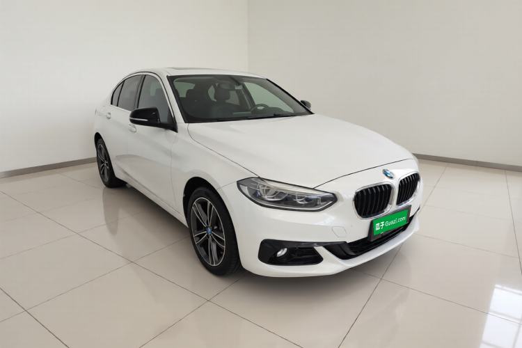 Used BMW 1 Series 2018 Facelifted 118i Sport Edition Front Right 45 Deg