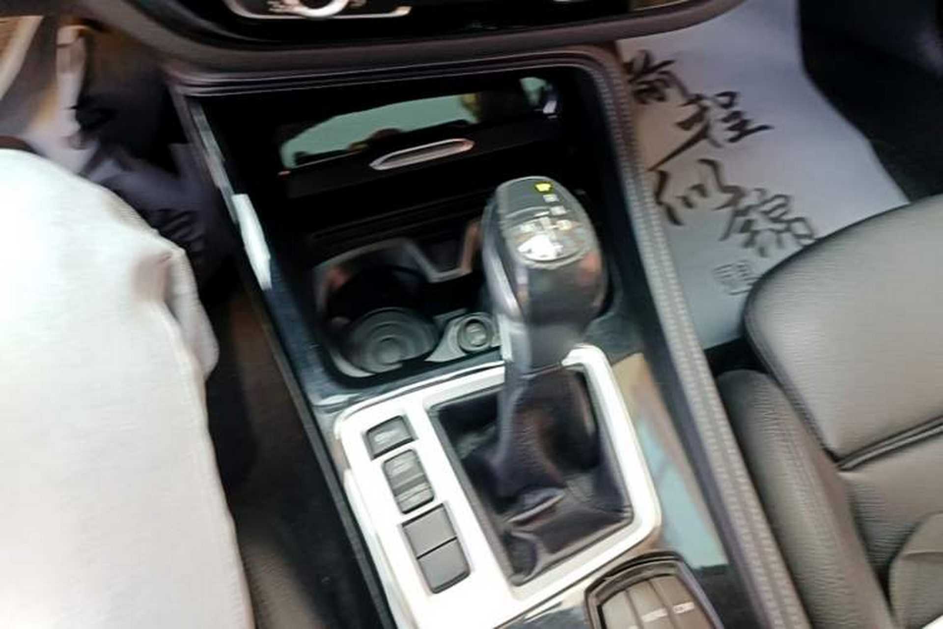 Used BMW 1 Series 2018 118i Sport Edition Gear Lever