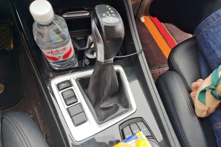 Used BMW 1 Series 2018 Facelifted 118i Sport Edition Gear Lever