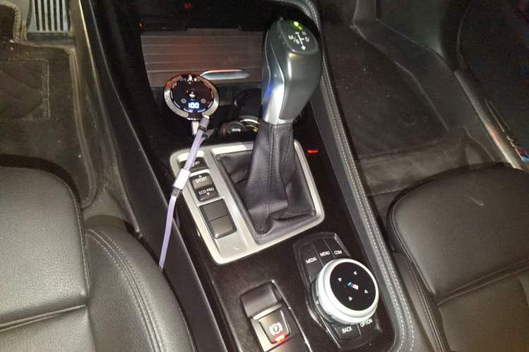 Used BMW 1 Series 2018 118i Sport Edition Gear Lever