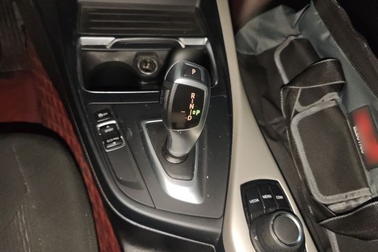 Used BMW 1 Series 2018 118i Leading Model Gear Lever