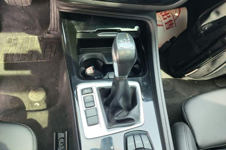 Used BMW 1 Series 2018 Facelifted 118i Sport Edition Gear Lever