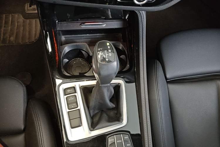 Used BMW 1 Series 2018 118i Design Package Edition Gear Lever