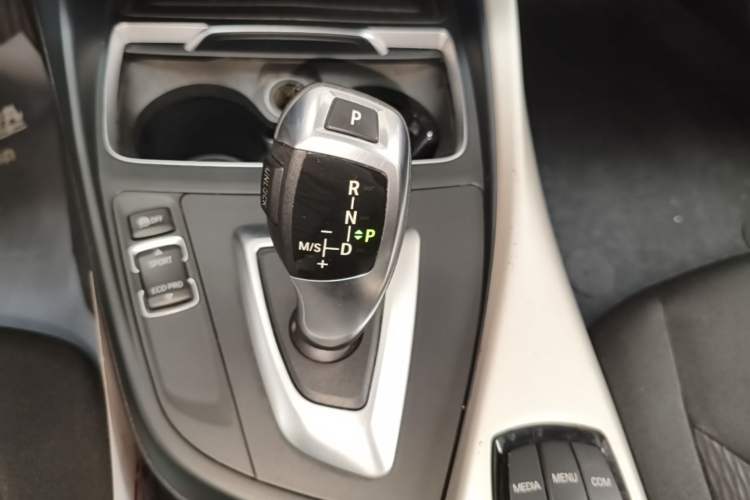 Used BMW 1 Series 2018 118i Leading Model Gear Lever